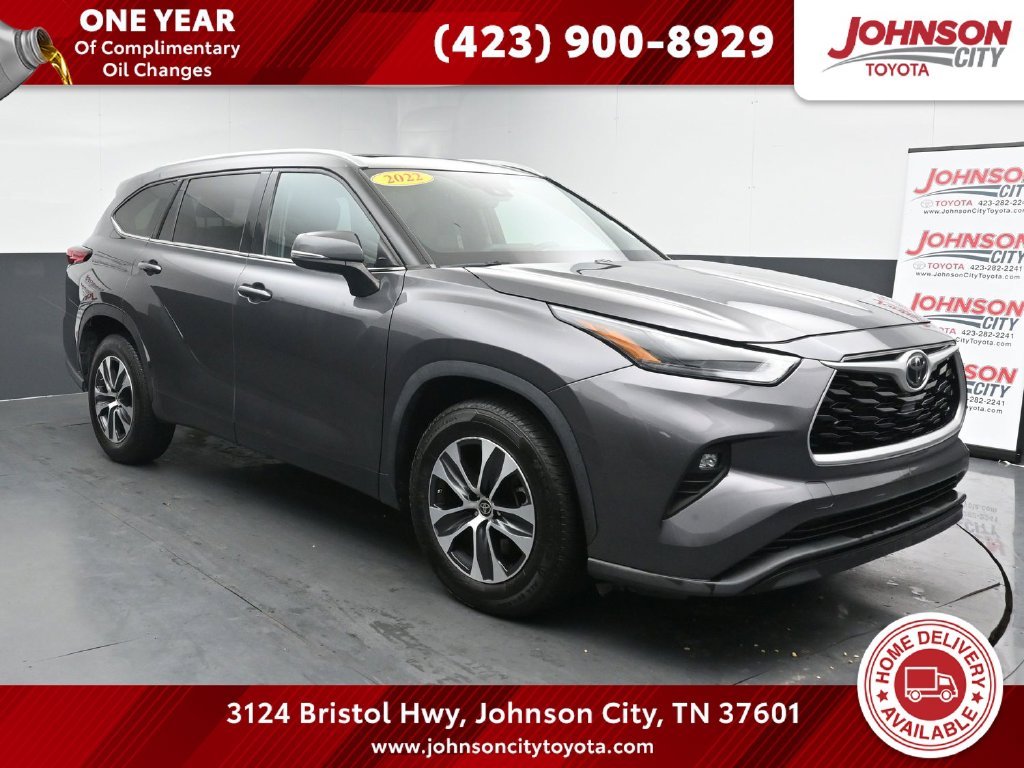 Used 2022 Gray Toyota XLE image 1