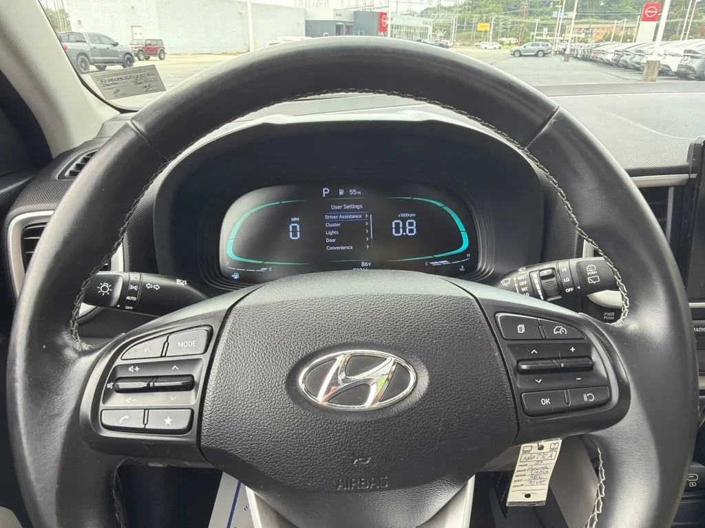 Used 2023 Stellar Silver Hyundai SEL image 18