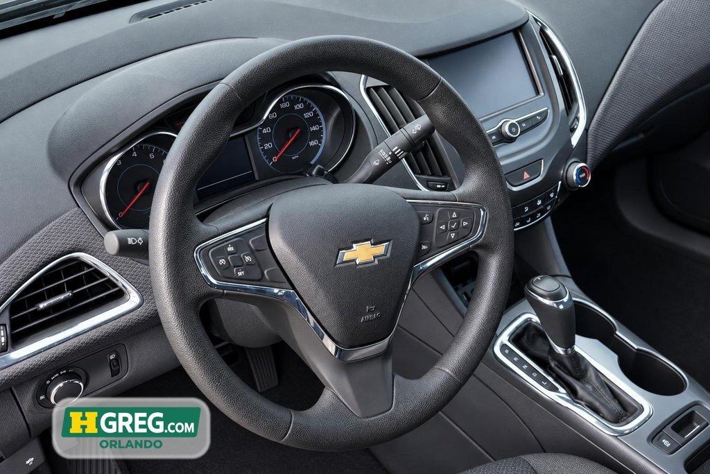 Used 2016 Blue Ray Metallic Chevrolet LT image 6