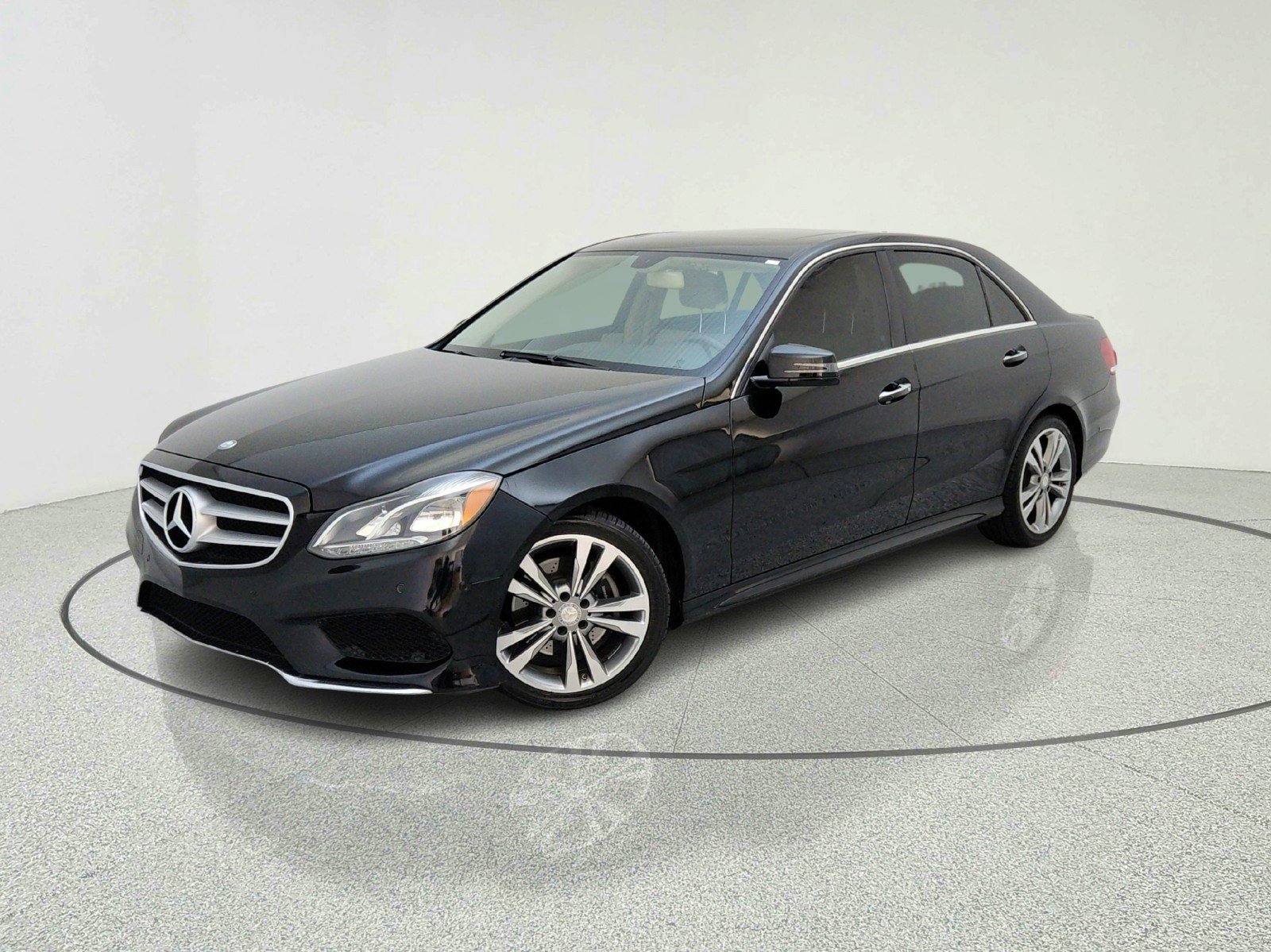 Used 2014 Black Mercedes-Benz E 350 Sport image 1