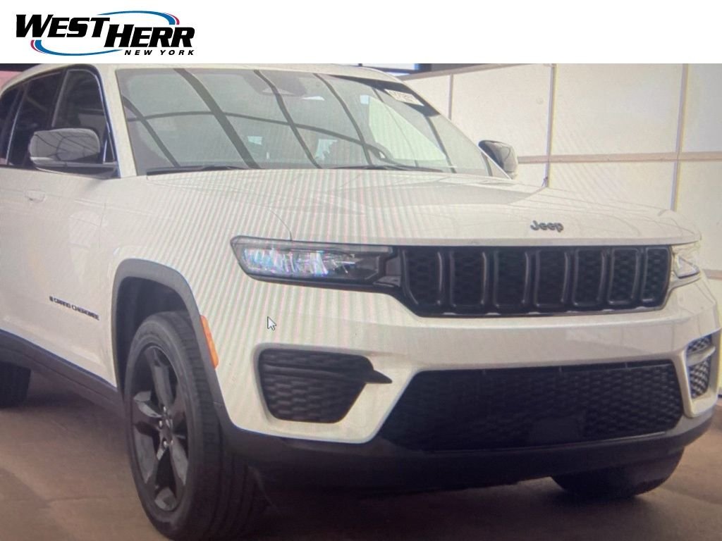 2024 Jeep Grand Cherokee Altitude X 4x4's photo