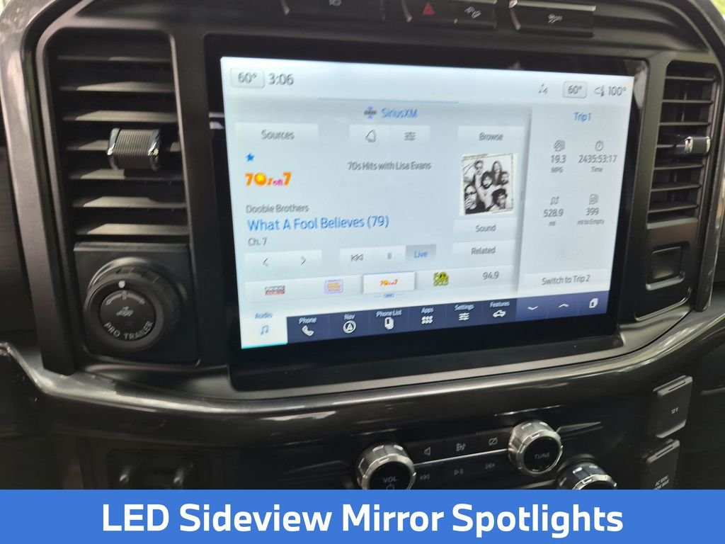 Used 2023 Oxford White Ford XLT image 25