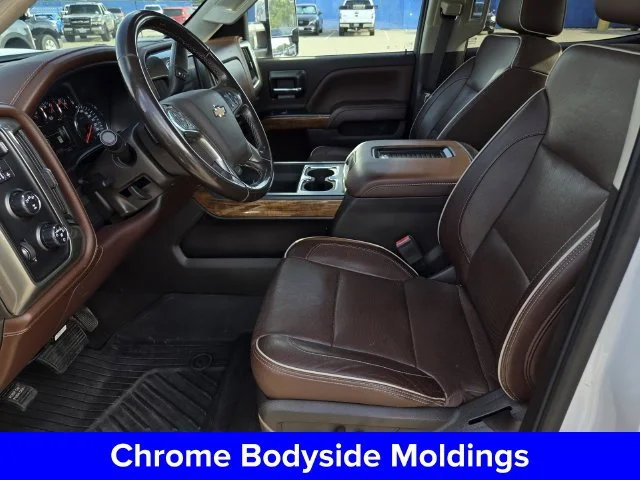 Used 2019 Iridescent Pearl Tricoat Chevrolet High Country image 30