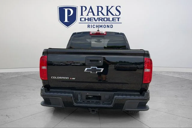 Used 2018 Black Chevrolet Z71 image 6