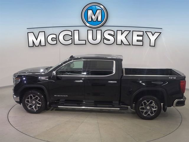 2023 GMC Sierra 1500 SLT - Photo 10