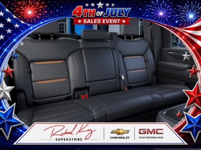 New 2026 Summit White GMC AT4 image 17