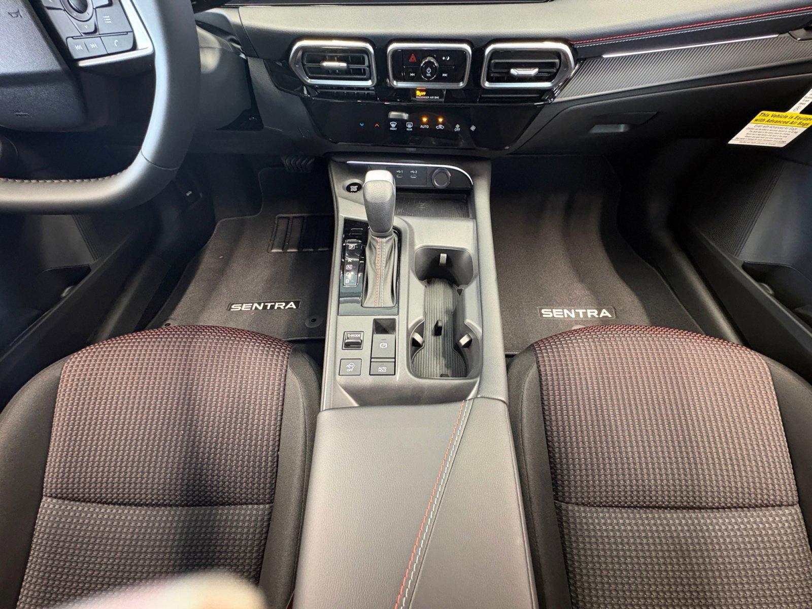 2026 Nissan Sentra SR - Photo 23
