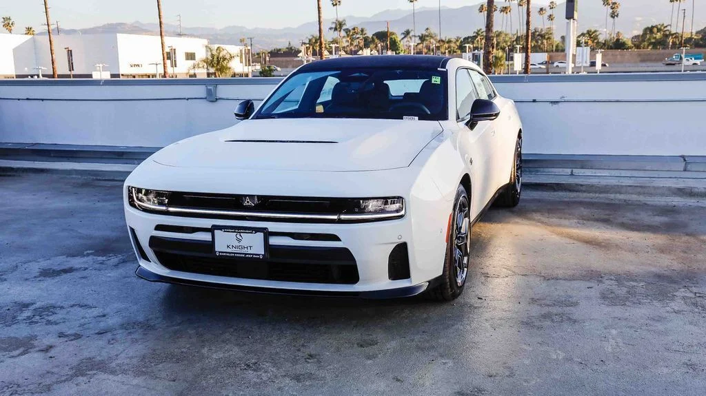 New 2026 White Dodge R/T Plus image 4