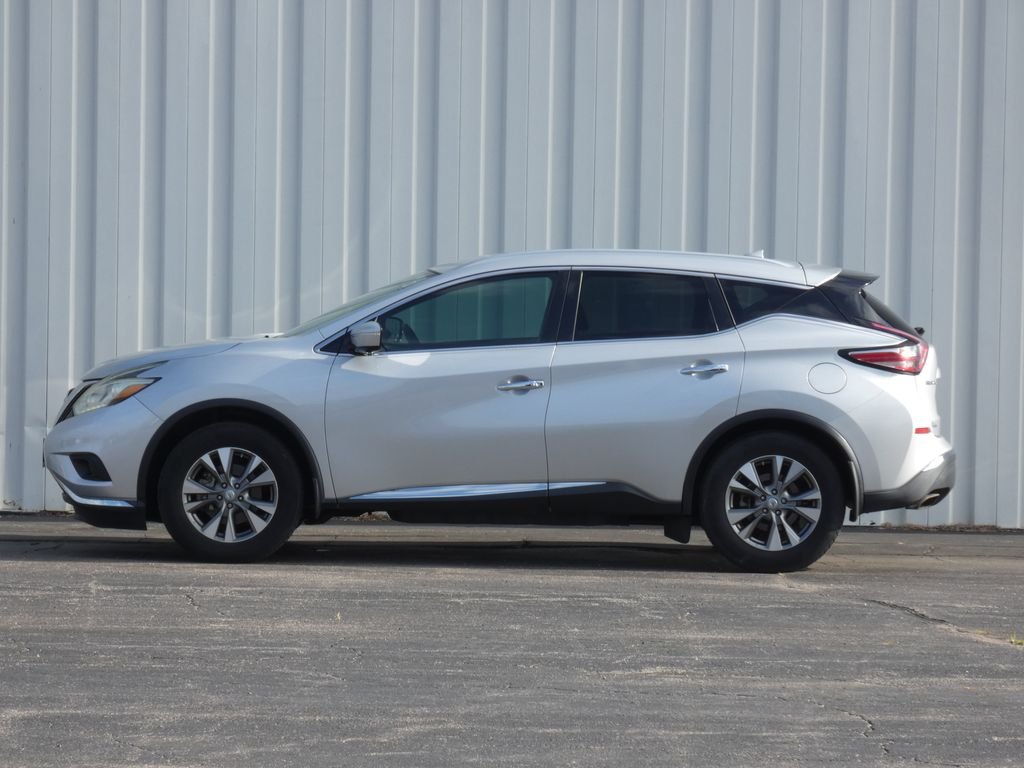 Used 2015 Silver Nissan SL image 39