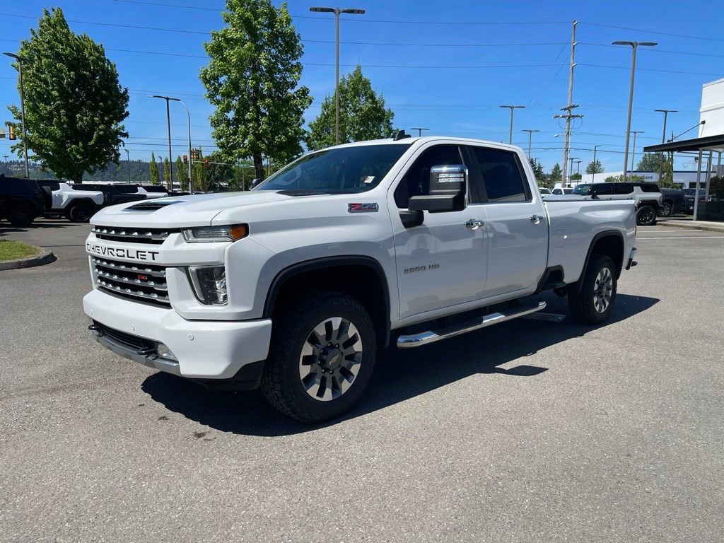 2022 Chevrolet Silverado HD LT 4WD Crew Cab Standard Box's photo