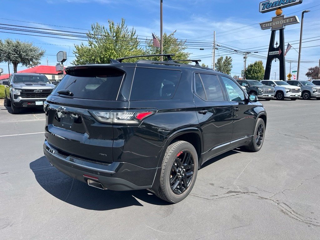 Used 2019 Mosaic Black Metallic Chevrolet Premier image 4