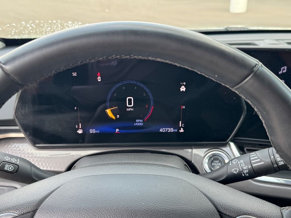 Used 2025 Green Chevrolet ACTIV image 24