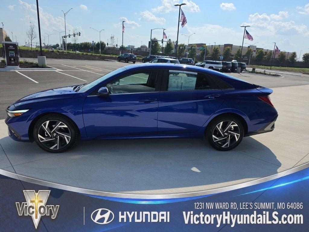 Used 2025 Hyundai Elantra SEL with VIN KMHLS4DG5SU872364 for sale in Kansas City