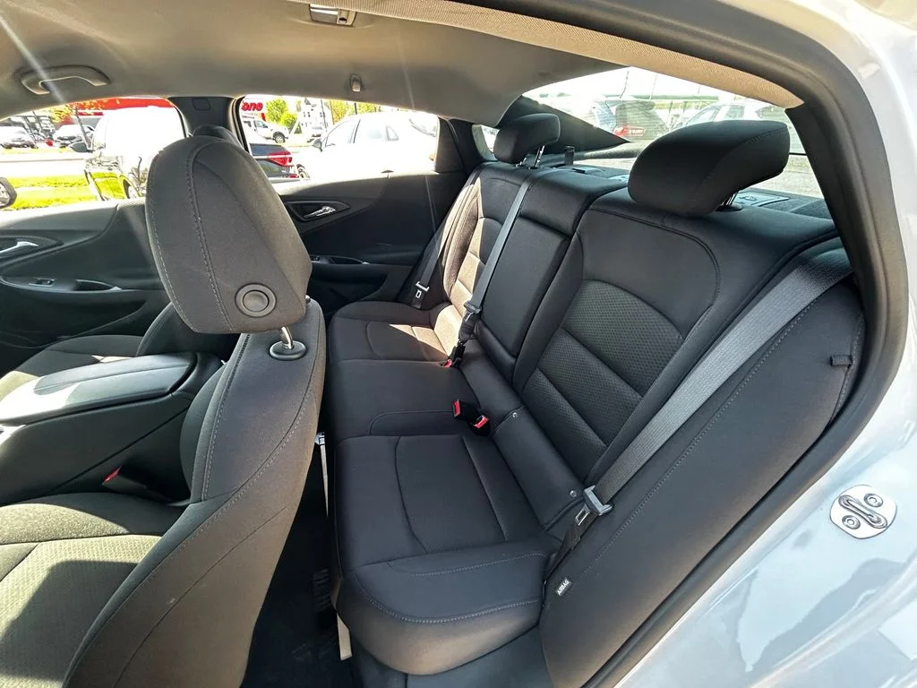Used 2024 White Chevrolet LT image 24