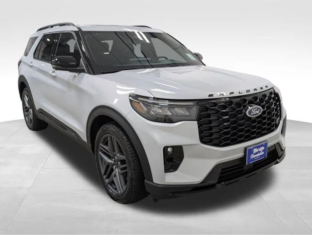 New 2026 Space White Metallic Ford ST image 48