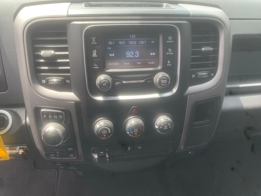 Used 2018 Bright Silver Clearcoat Metallic Ram Tradesman image 17