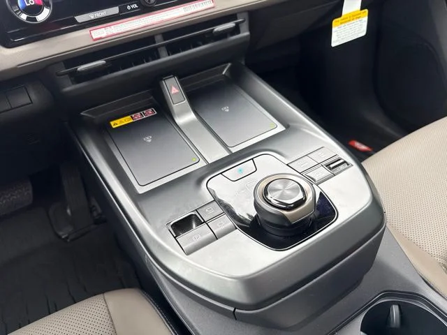 2026 Toyota bZ Woodland Woodland Premium - Photo 23