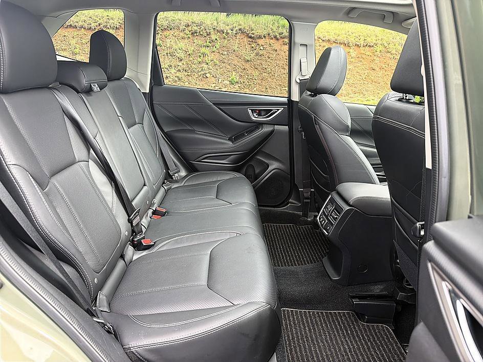 Used 2021 Jasper Green Metallic Subaru Touring image 22