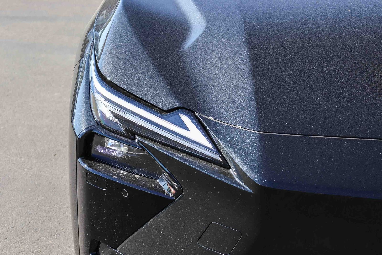 New 2026 Caviar Lexus ES 350e PREMIUM image 11