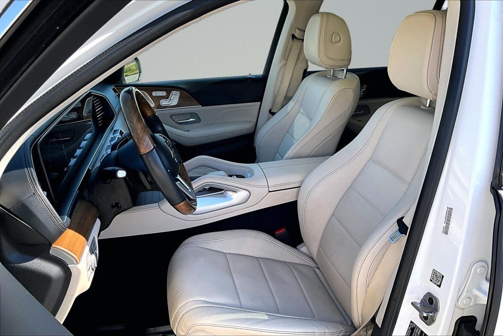Used 2022 White Mercedes-Benz GLS 450 image 23