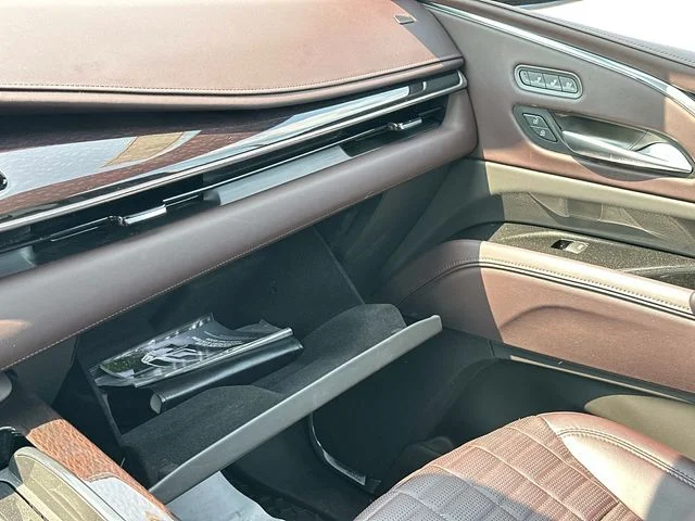 Used 2023 Black Cadillac Premium Luxury Platinum image 34