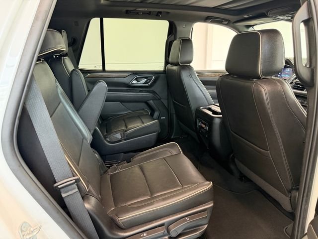 Used 2022 Beige Chevrolet Premier image 24