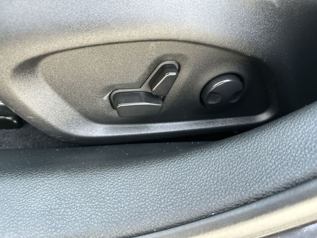 Used 2024 Silver Jeep Trailhawk image 16