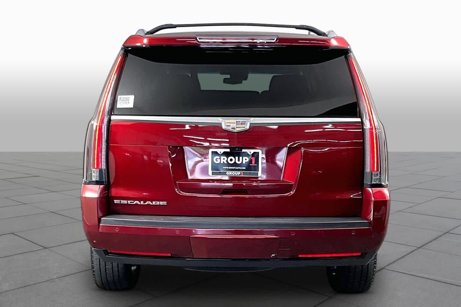 Used 2018 Red Passion Tintcoat Cadillac Premium Luxury image 5