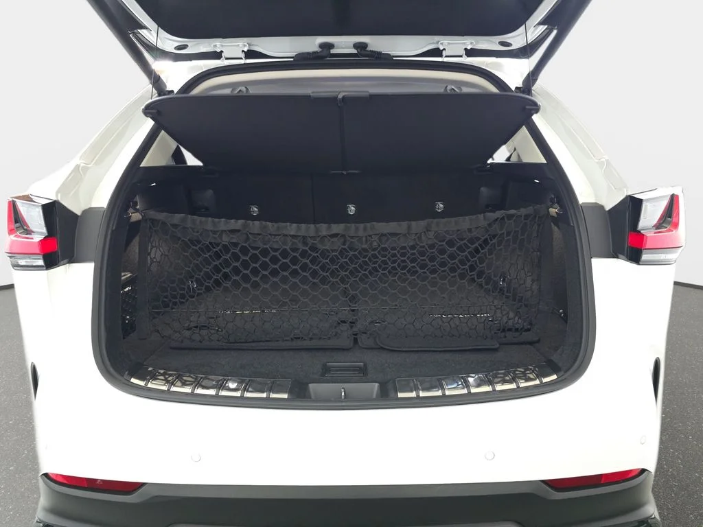 Used 2022 White Lexus 450h+ Luxury image 14
