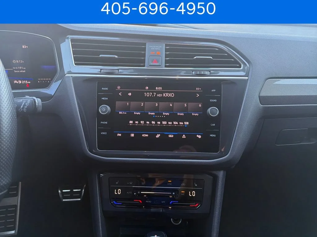 Pre-Owned 2023 Volkswagen Tiguan SE R-Line Black