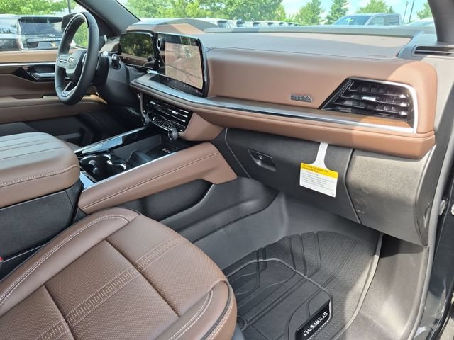2026 Chevrolet Suburban High Country - Photo 32