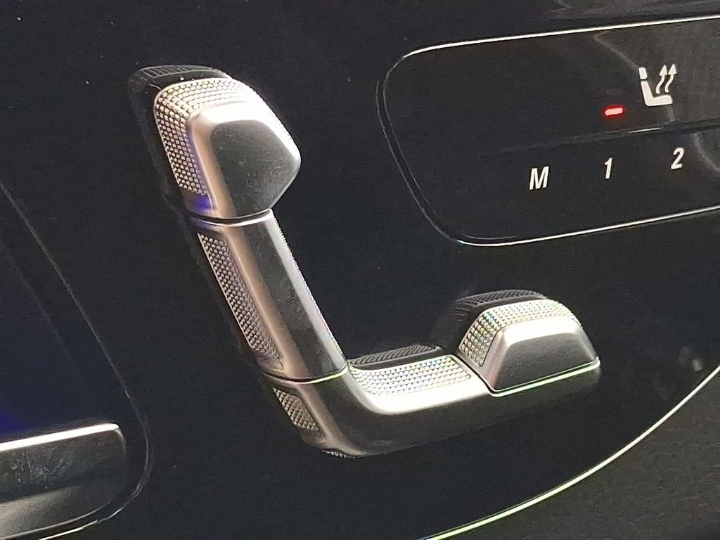 2025 Mercedes-Benz C-Class Sedan C 300 - Photo 20