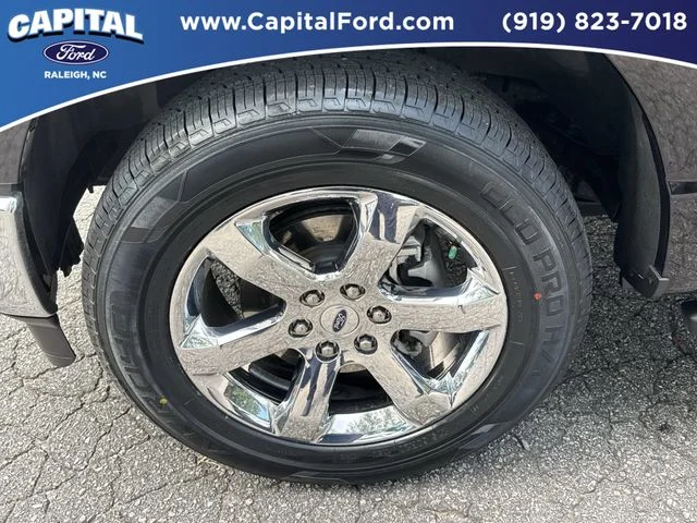 Used 2022 Black Ford XLT image 13