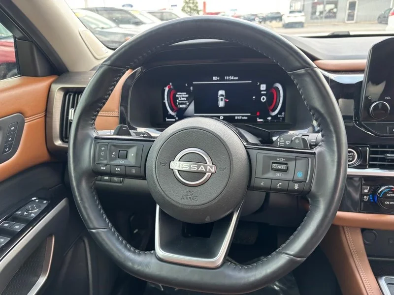 2024 Nissan Pathfinder Platinum - Photo 14