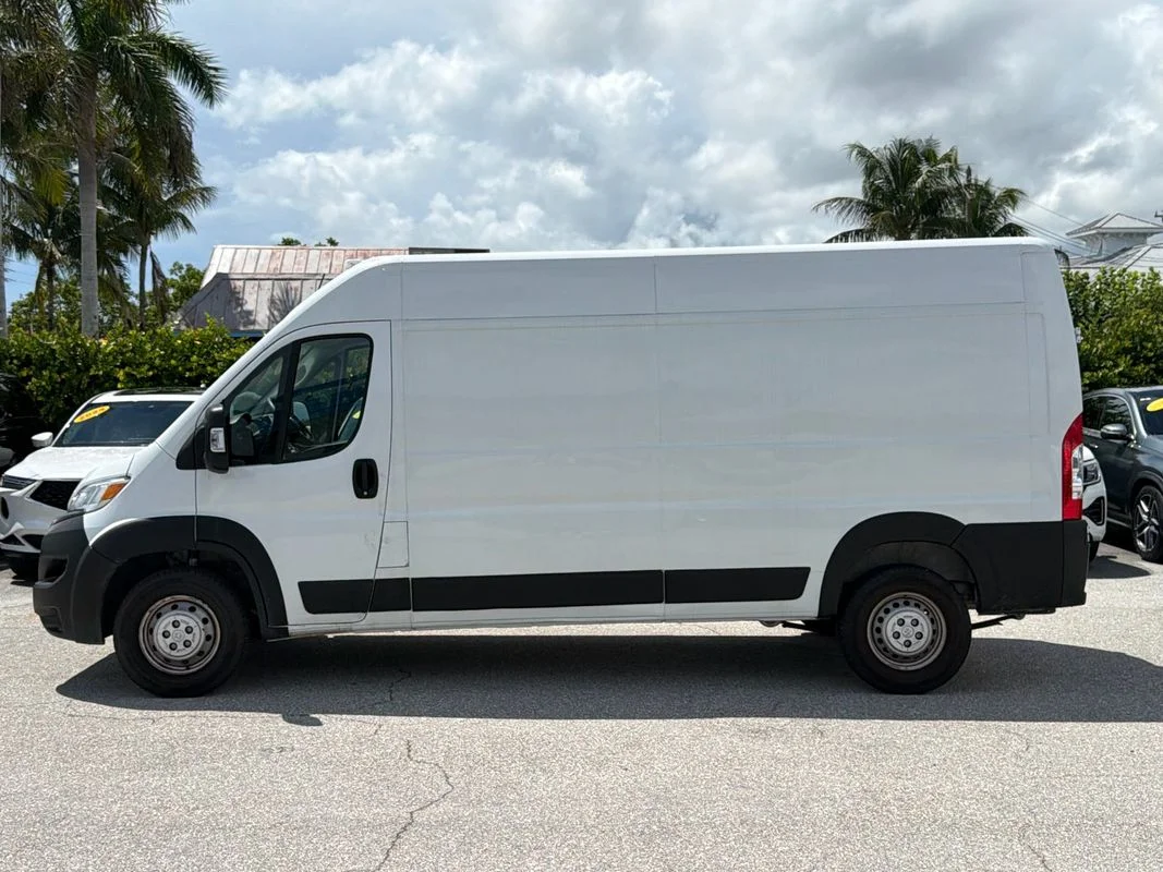 Used 2025 White Ram Cargo Van Tradesman High Roof 159" WB w/Pass Seat image 5