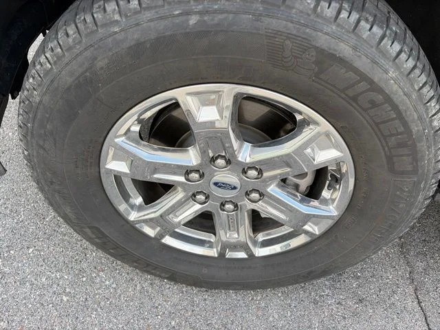 Used 2022 Gray Ford XLT image 30
