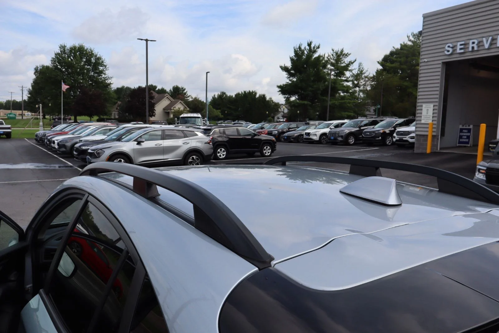 Used 2018 Ice Silver Metallic Subaru 2.0i Premium image 11