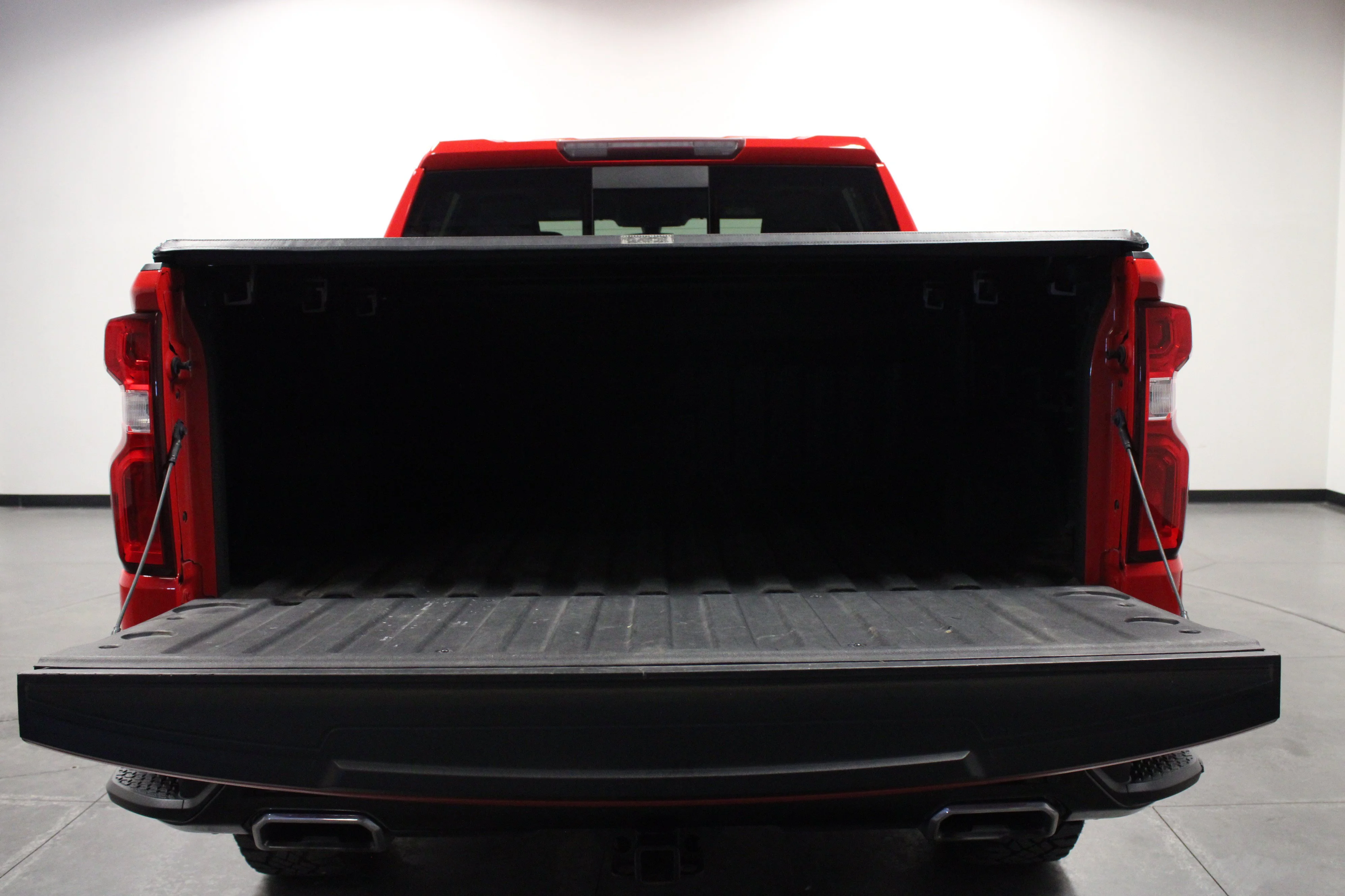 Used 2021 RED HOT Chevrolet LT Trail Boss image 14