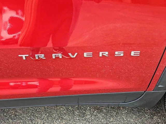 2024 Chevrolet Traverse 2LT - Photo 31