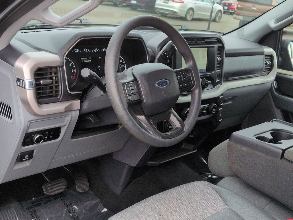 Used 2023 Blue Metallic Ford XLT image 10