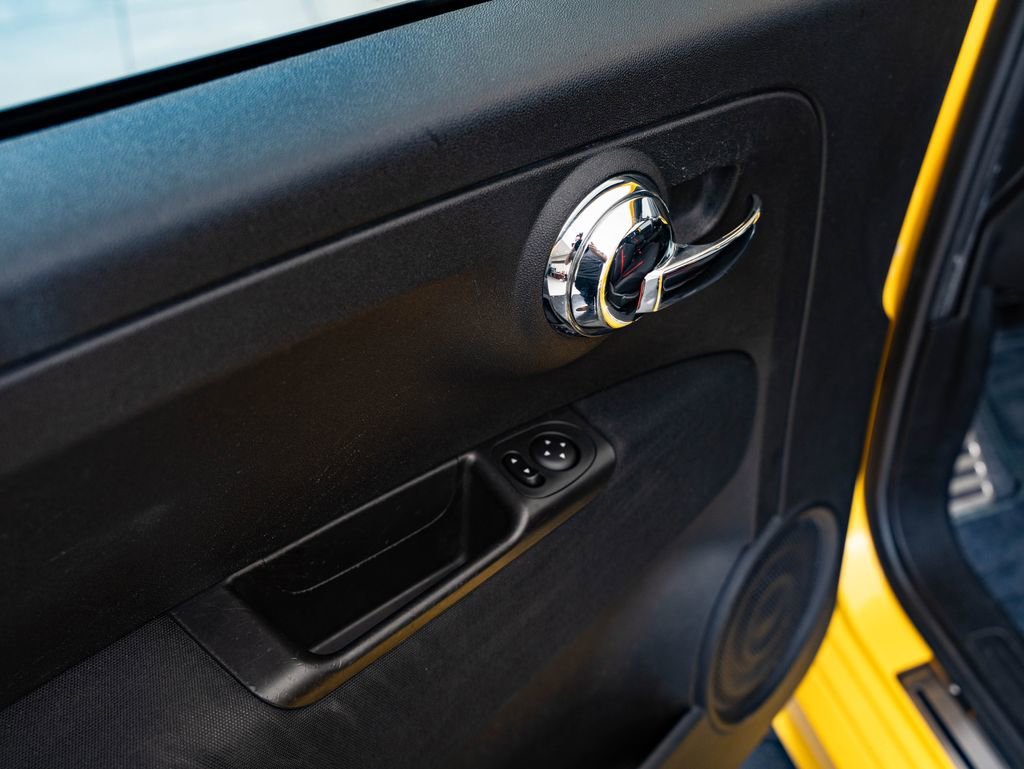 Used 2017 Giallo Moderna Perla (Pearl Yellow Tri-Coat) FIAT Abarth image 24