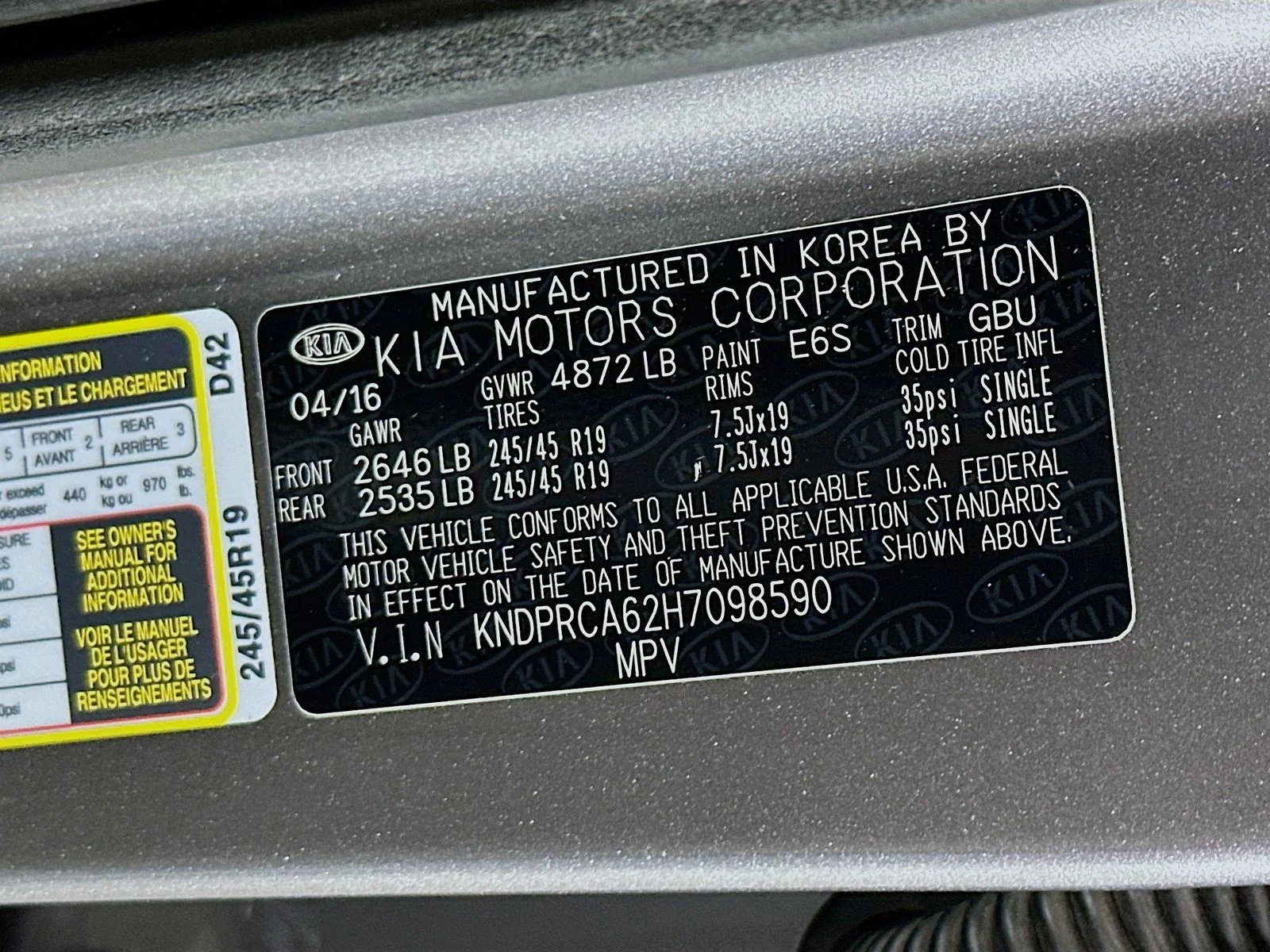Used 2017 Mineral Silver Kia SX image 34