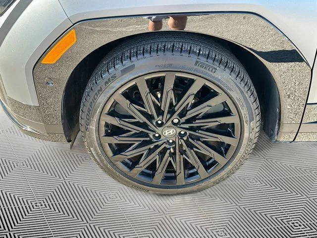 Used 2025 Gray Hyundai Calligraphy image 31