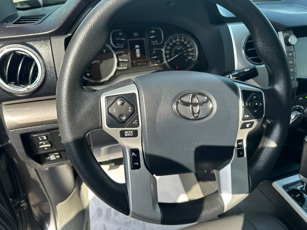 Used 2020 Gray Toyota SR5 image 18
