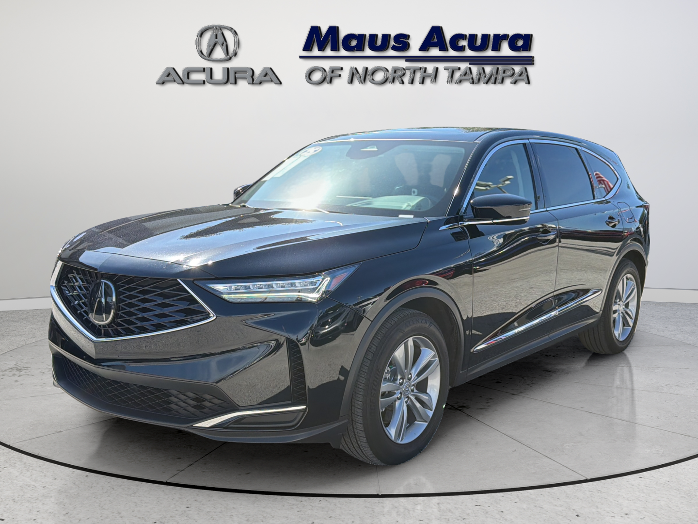 Used 2025 Majestic Black Pearl Acura Base image 4