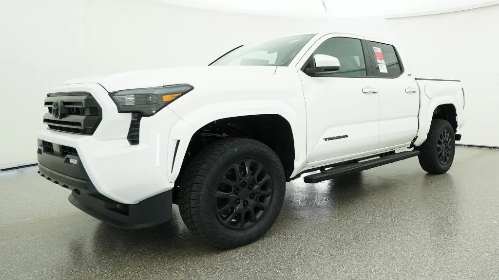 New 2026 Ice Cap Toyota SR5 image 6