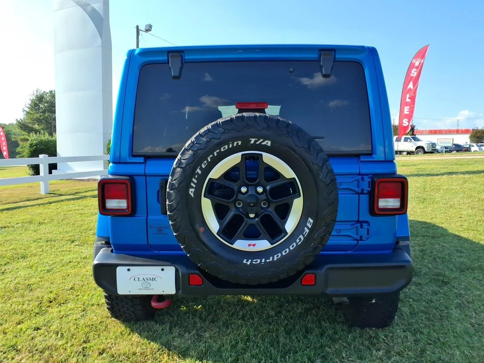 Used 2021 Hydro Blue Pearlcoat Jeep Unlimited Rubicon image 9