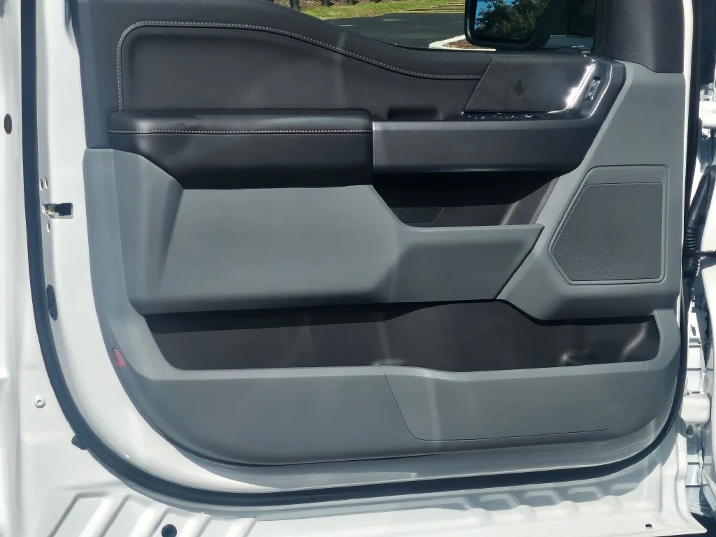 New 2026 Oxford White Ford XLT image 32