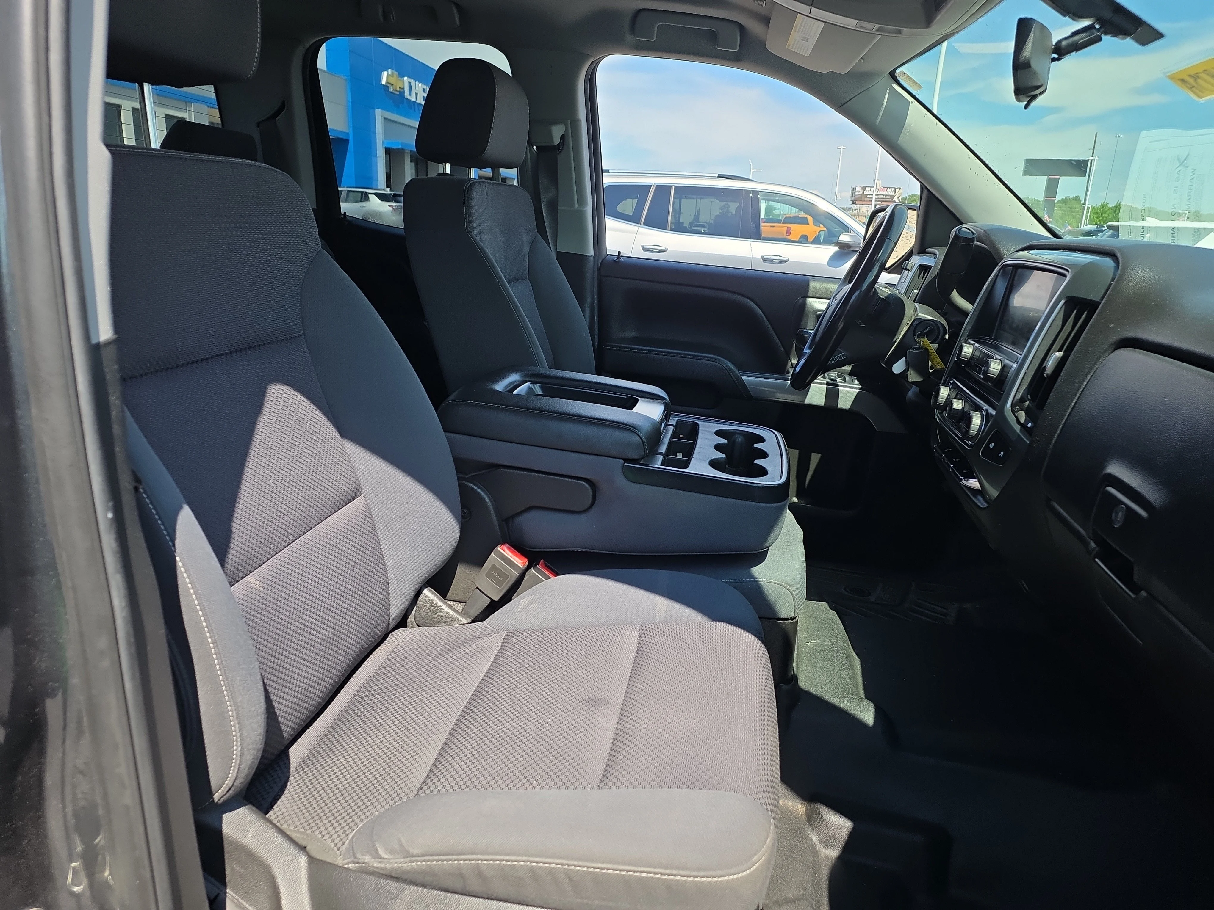 Used 2019  Chevrolet LT image 10