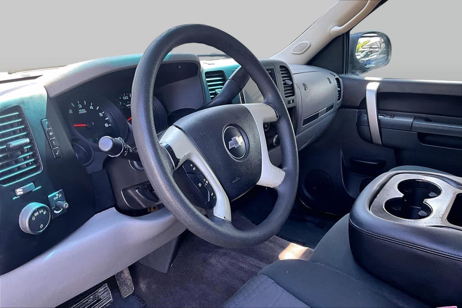 Used 2012 Graystone Metallic Chevrolet LS image 17